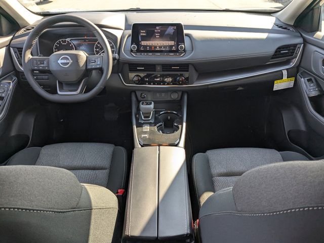 2026 Nissan Rogue SV photo 12