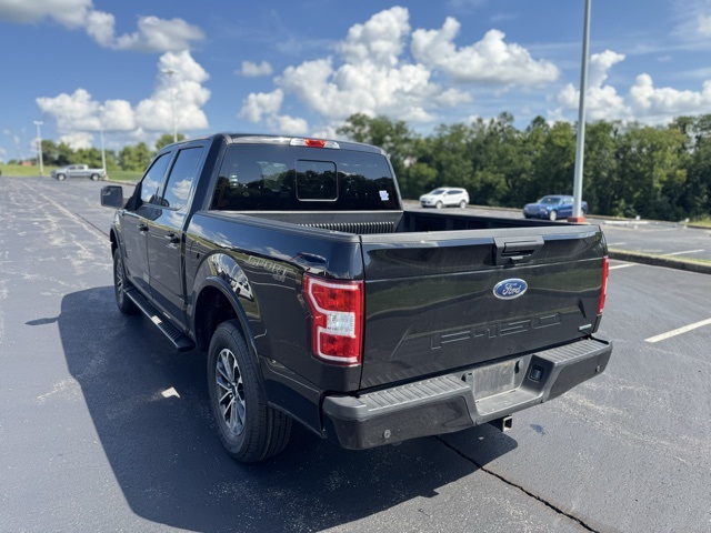 2020 Ford F-150 XLT photo 2