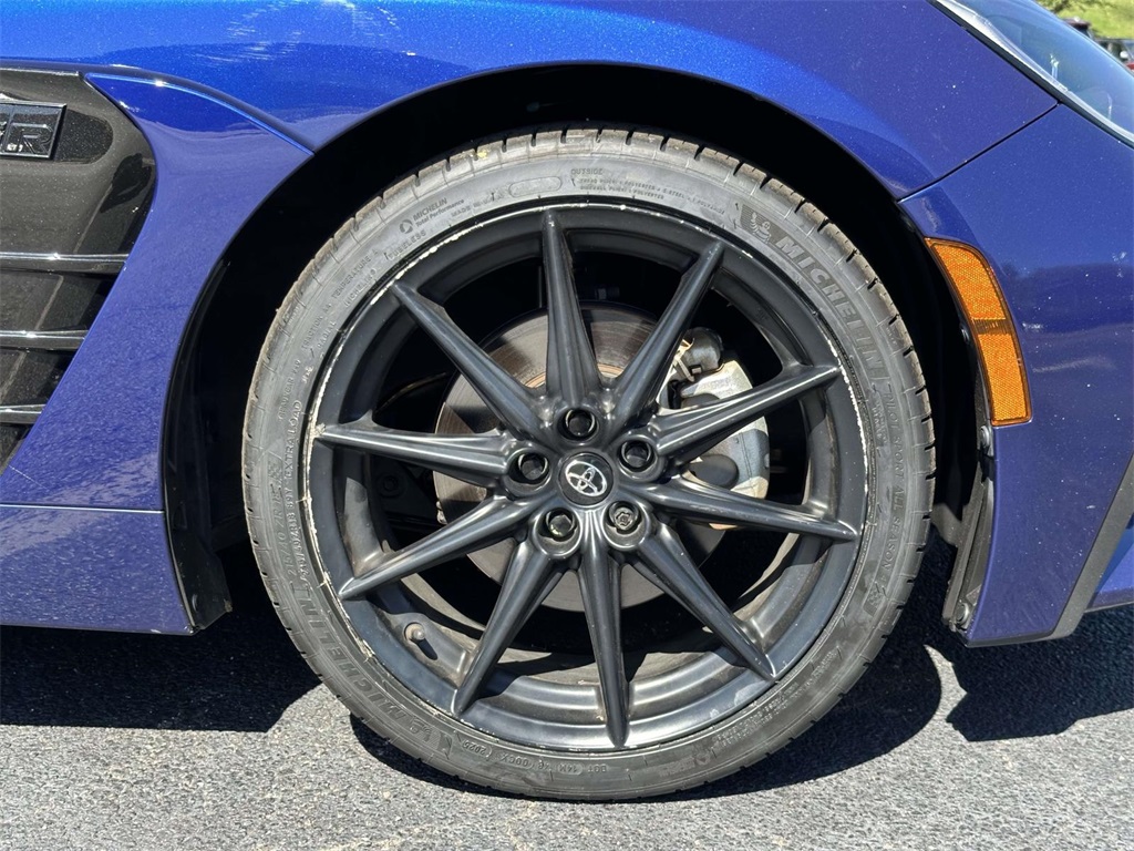 2023 Toyota GR86 Premium photo 22