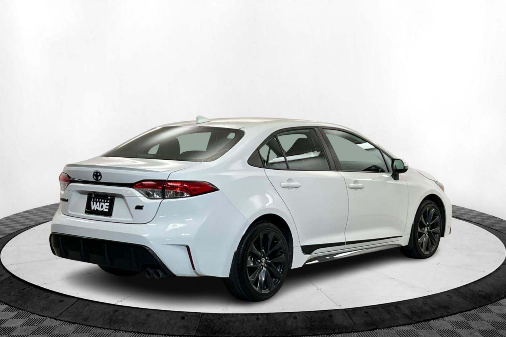 2023 Toyota Corolla SE photo 5