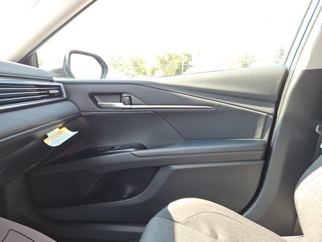 2026 Toyota Camry LE photo 34