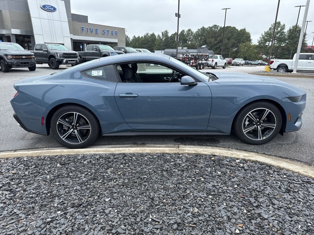 2025 Ford Mustang EcoBoost photo 14