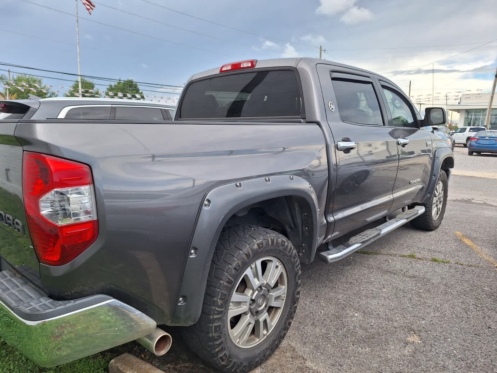 2014 Toyota Tundra SR5 photo 4