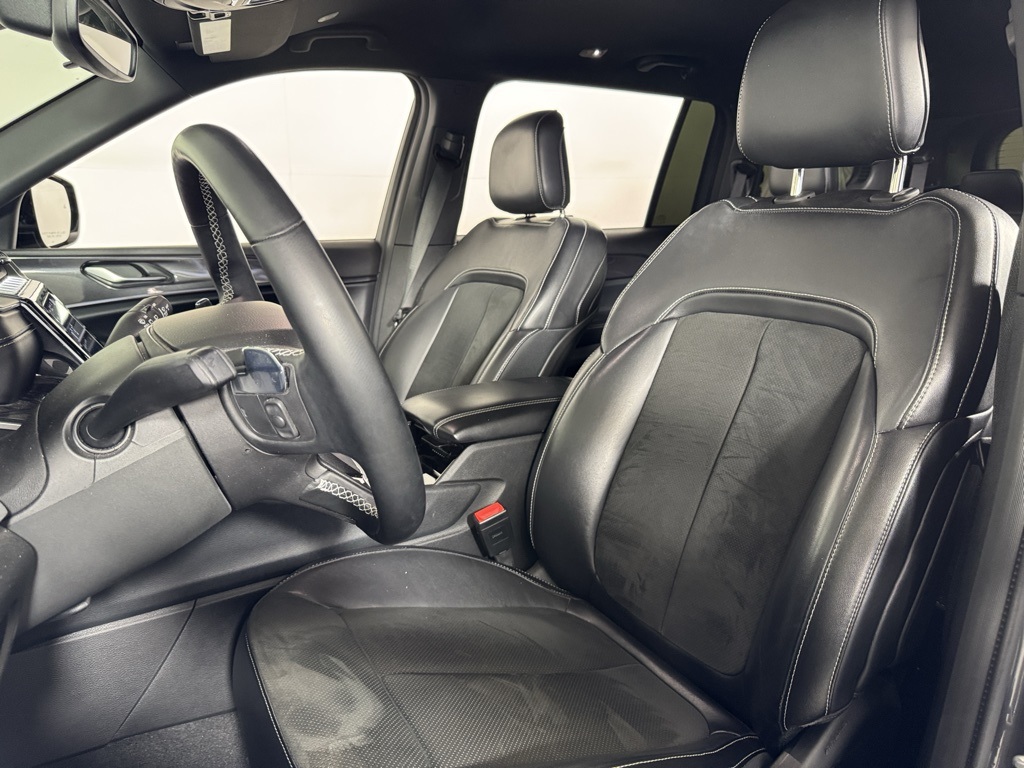 2021 Jeep Grand Cherokee Altitude photo 6