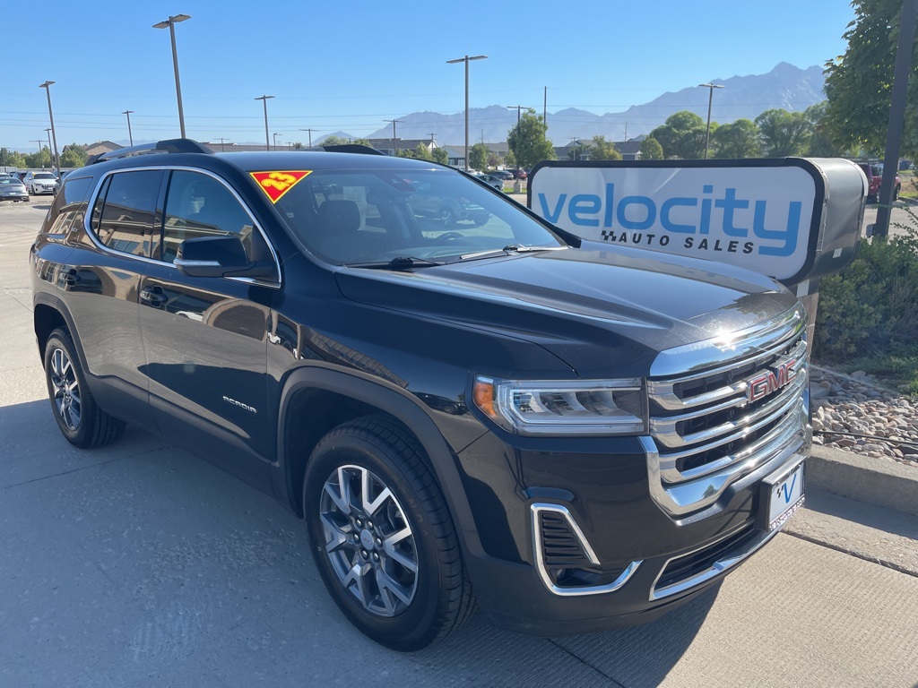 2023 GMC Acadia SLT's photo