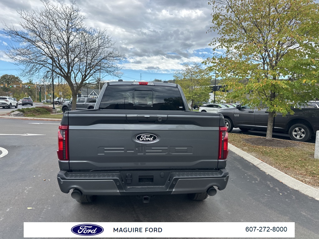2025 Ford F-150 XLT photo 4