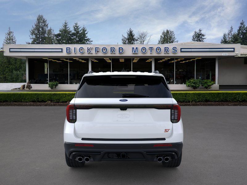 2025 Ford Explorer ST photo 5
