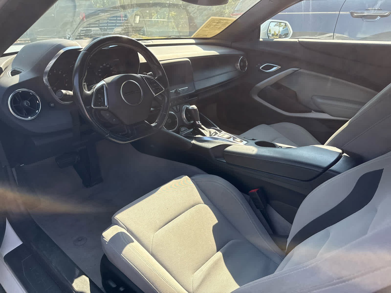 2023 Chevrolet Camaro 1LT photo 7