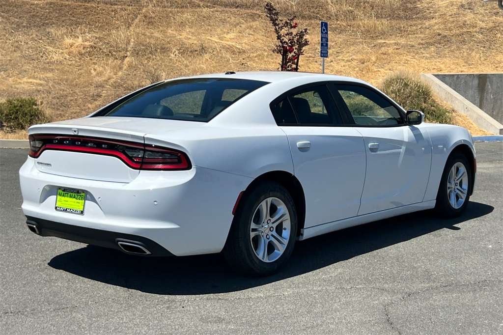 2022 Dodge Charger SXT photo 9
