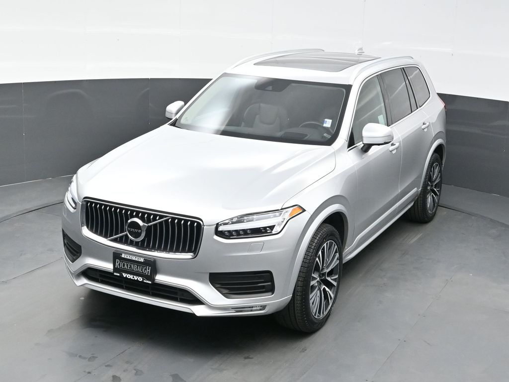 2022 Volvo XC90 T6 Momentum photo 25