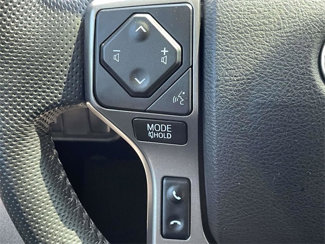 2022 Toyota Tacoma SR5 photo 17