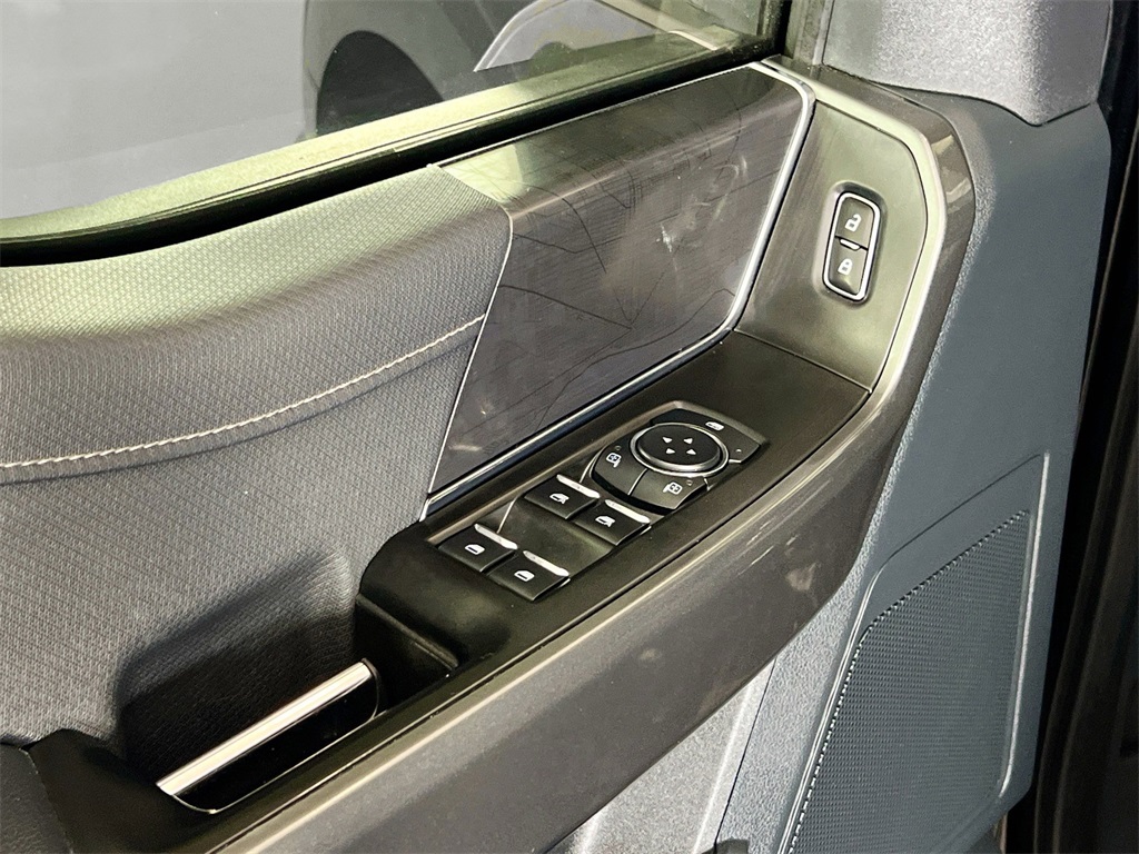 2023 Ford F-150 XLT photo 12