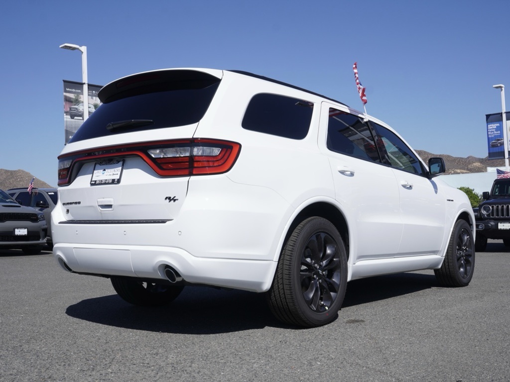 2025 Dodge Durango R/T Blacktop photo 4