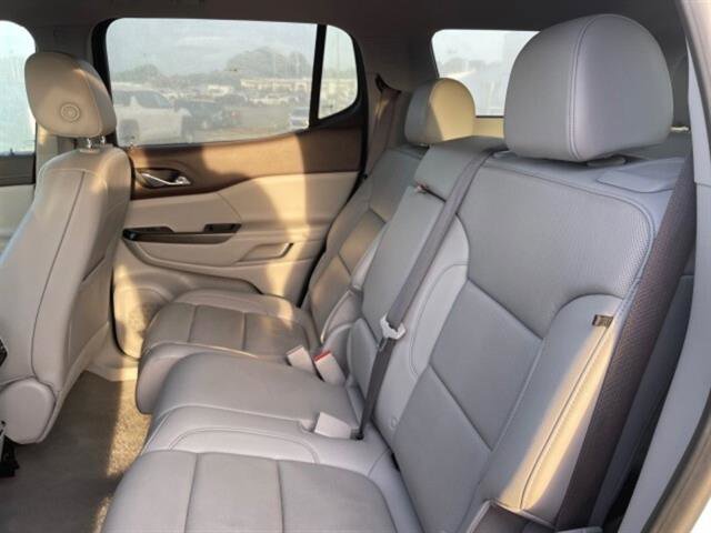 2023 Gmc Acadia SLT photo 12