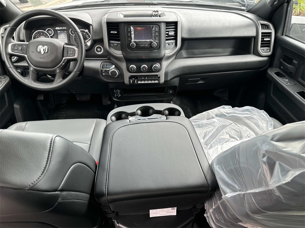 2024 Ram 2500 Tradesman photo 15