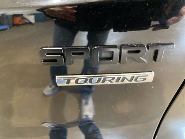 2023 Honda CR-V Hybrid Sport Touring photo 9