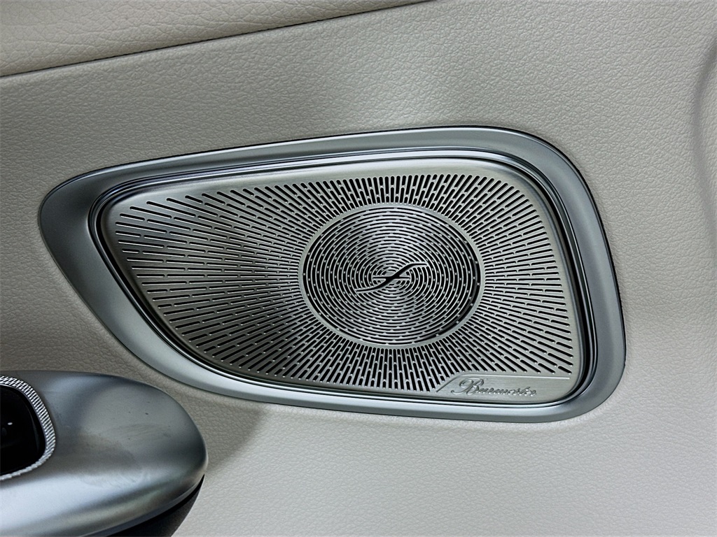 2026 Mercedes Benz GLC 300 photo 17