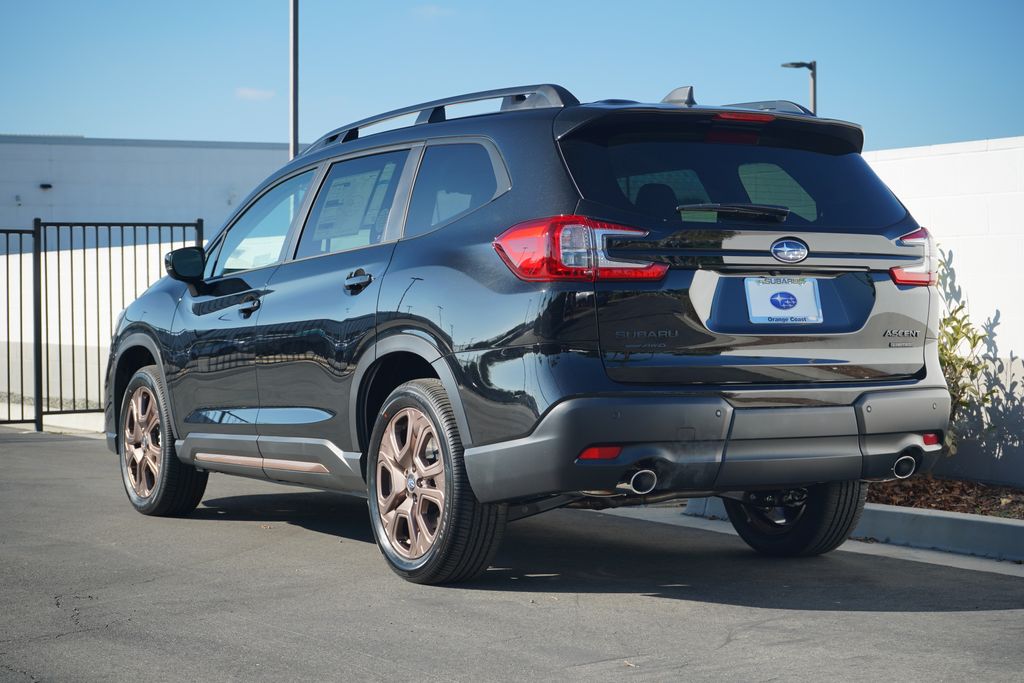 2025 Subaru Ascent Limited photo 2