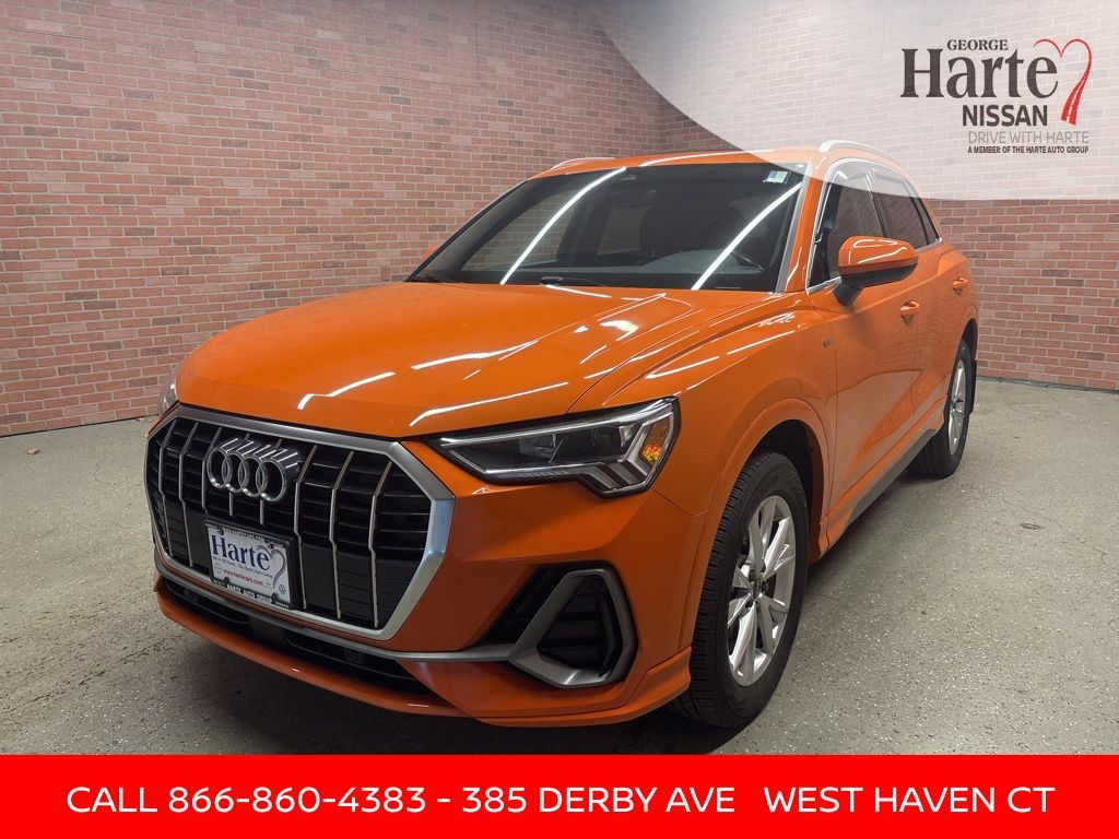 2023 Audi Q3 Premium S line photo 2