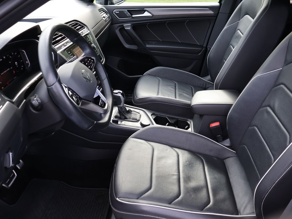 2022 Volkswagen Tiguan SEL Premium R-Line photo 43