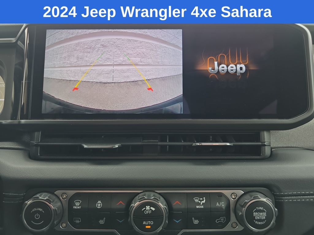 2024 Jeep Wrangler Sahara 4xe photo 19