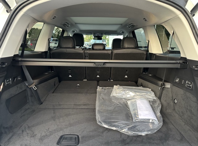 2026 Mercedes Benz GLS 450 4MATIC photo 10