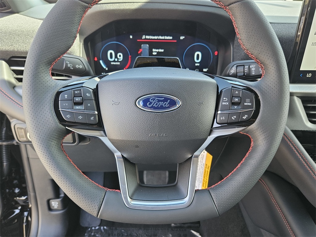2025 Ford Explorer ST-Line photo 15