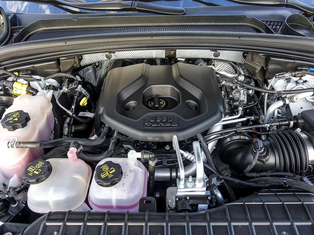 2023 JEEP GRAND CHEROKEE - Image 35