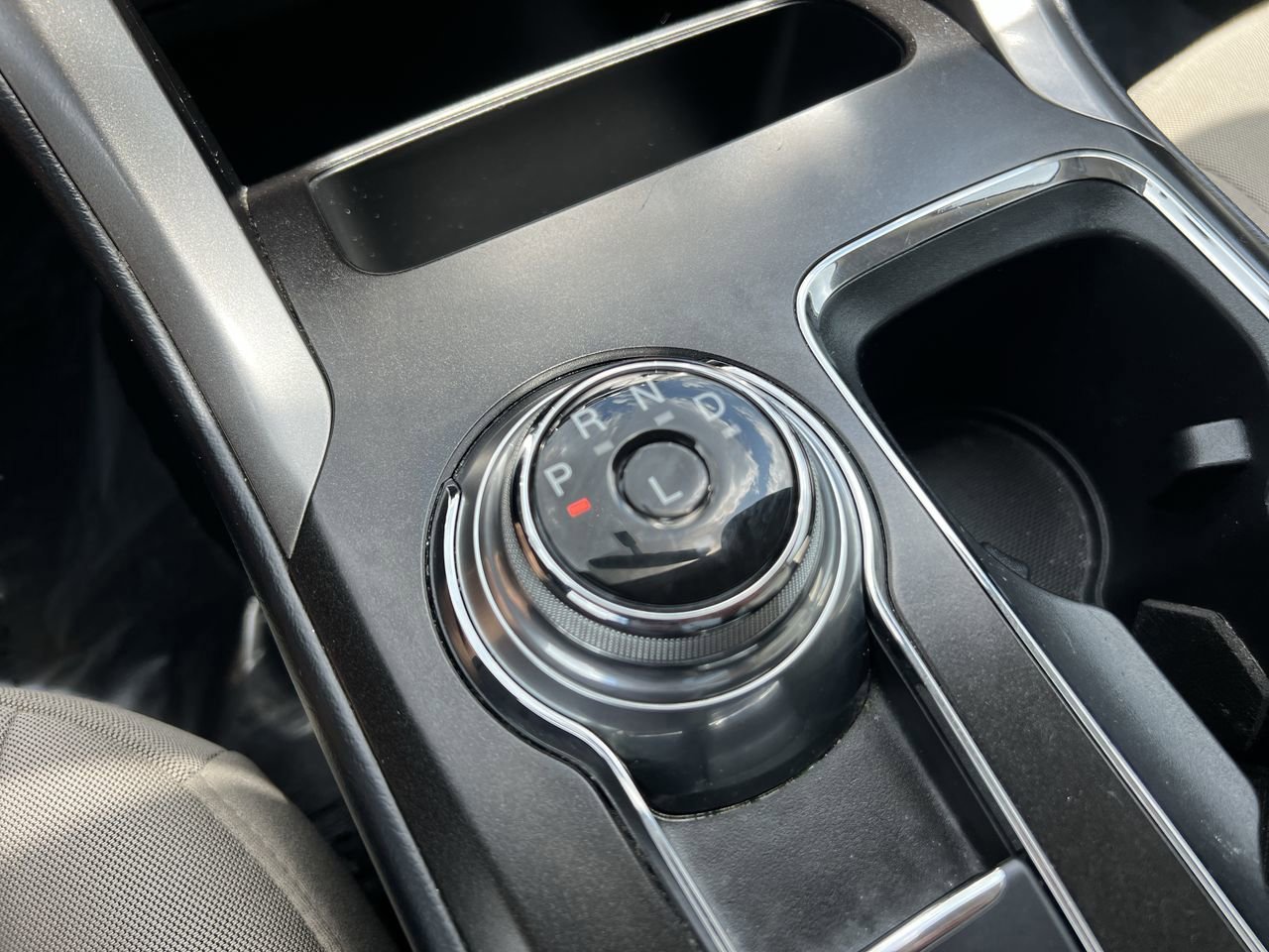 2018 Ford Fusion Hybrid S photo 23
