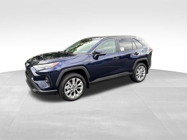 2025 Toyota RAV4 XLE Premium's photo