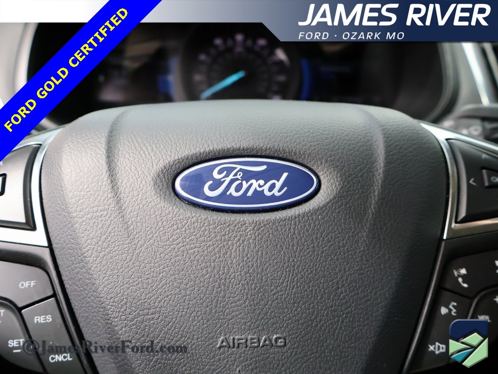 2024 Ford Edge Titanium photo 21