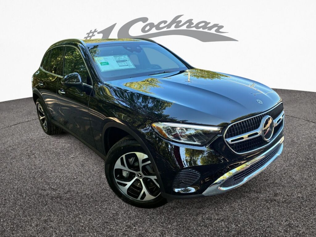 2026 Mercedes-Benz GLC Base's photo