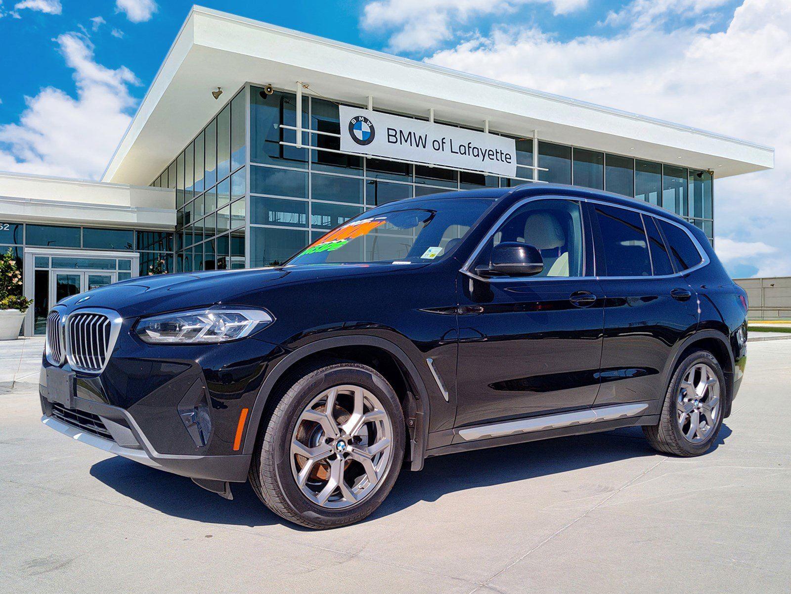 2022 BMW X3 30i's photo