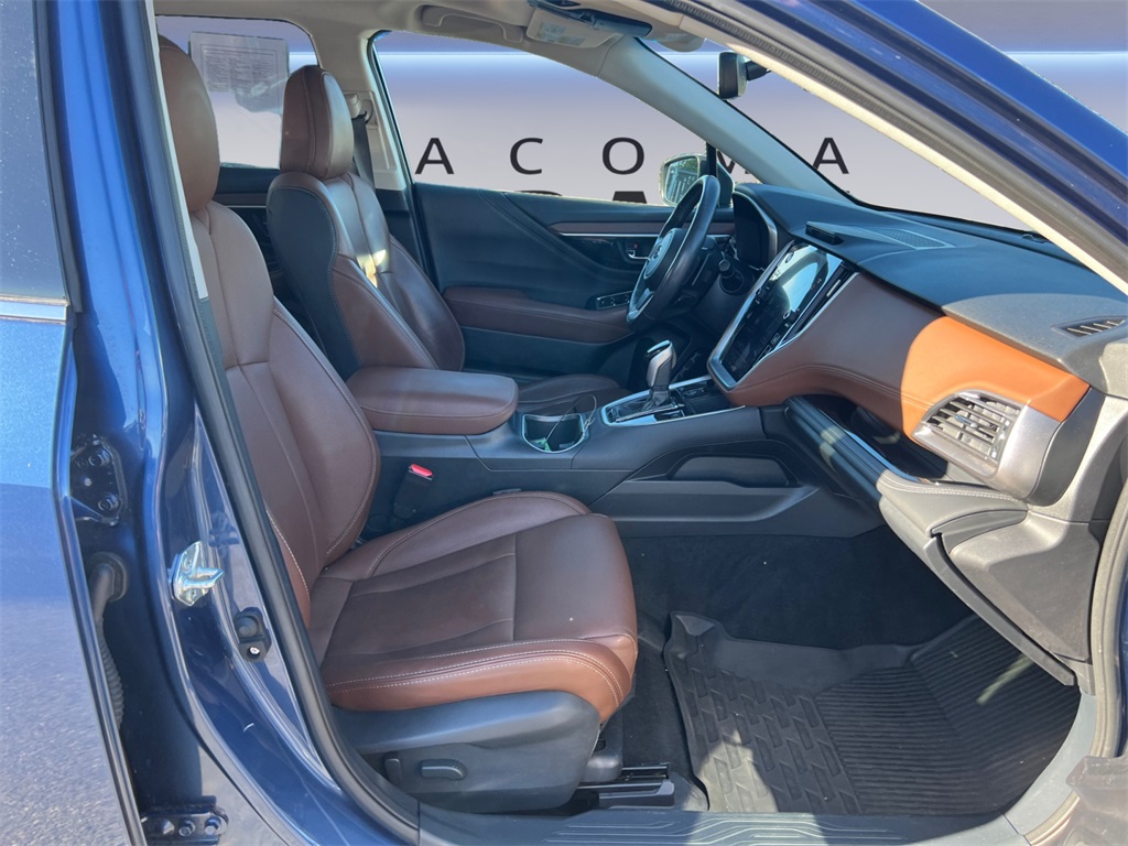 2022 Subaru Outback Touring photo 17