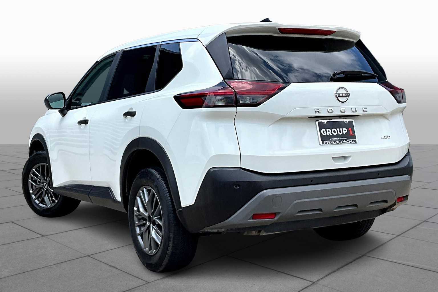 2023 Nissan Rogue S photo 9