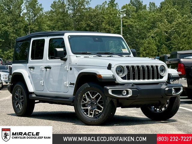 2025 Jeep Wrangler 4-Door Sahara's photo