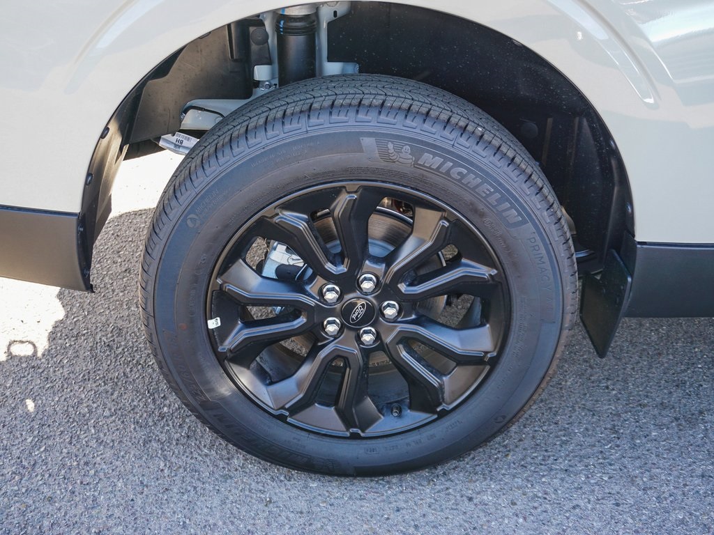 2024 Ford Maverick Lariat photo 9