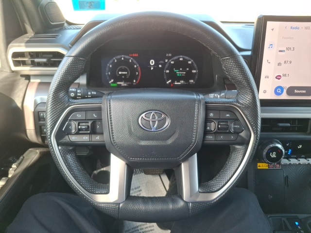 2024 Toyota Tacoma TRD photo 14