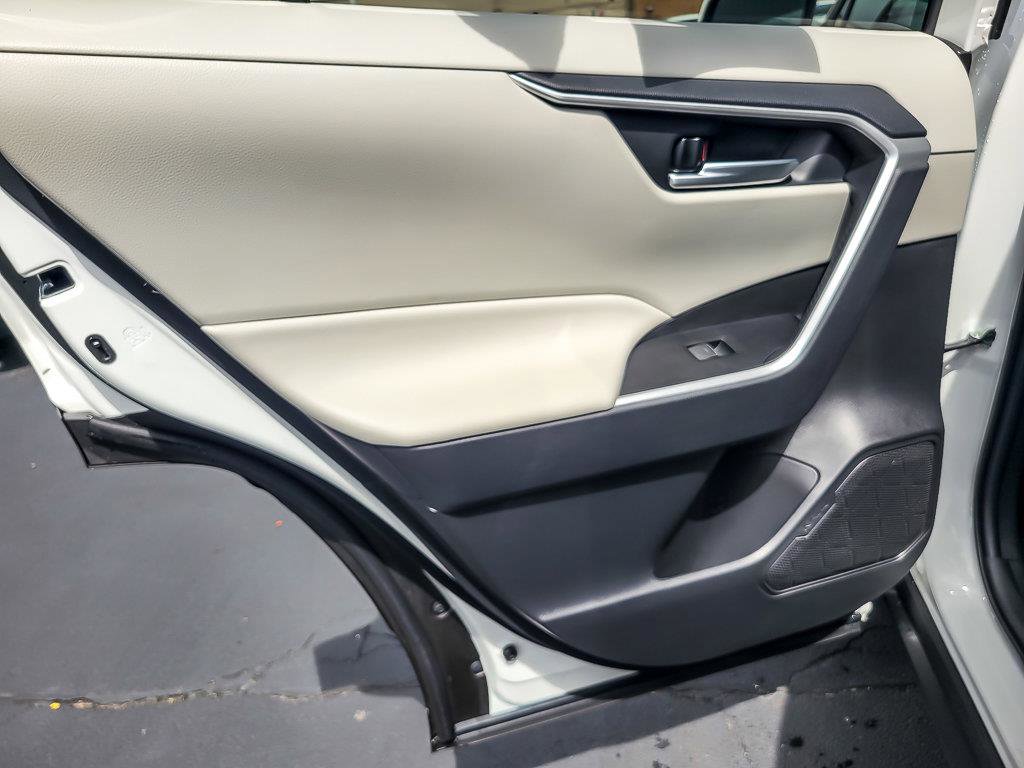 2025 TOYOTA RAV4 - Image 25