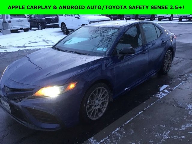 2024 Toyota Camry SE Nightshade's photo