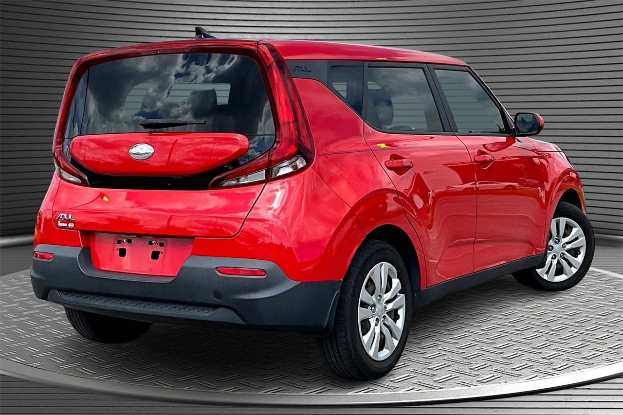 2020 Kia Soul LX photo 4