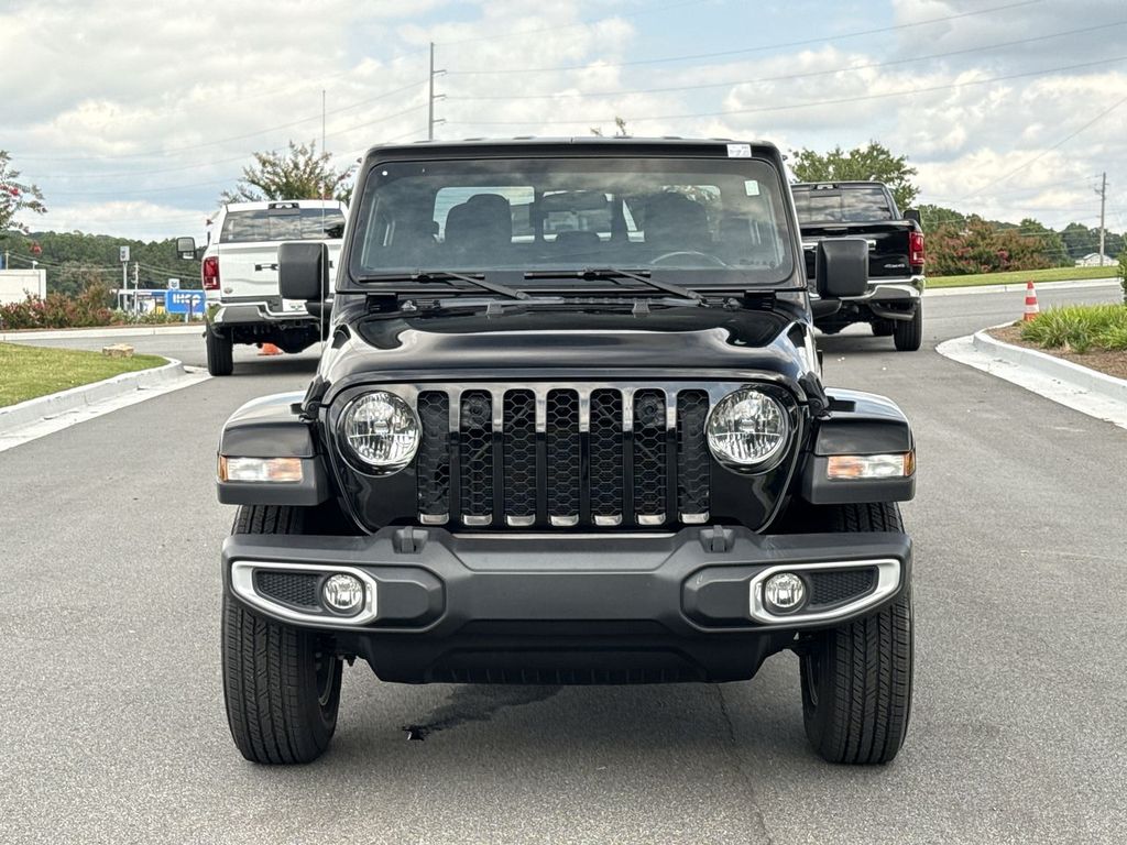 2022 Jeep Gladiator Sport photo 7