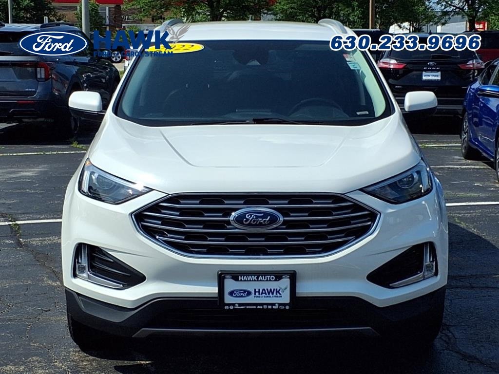 2022 Ford Edge SEL photo 2