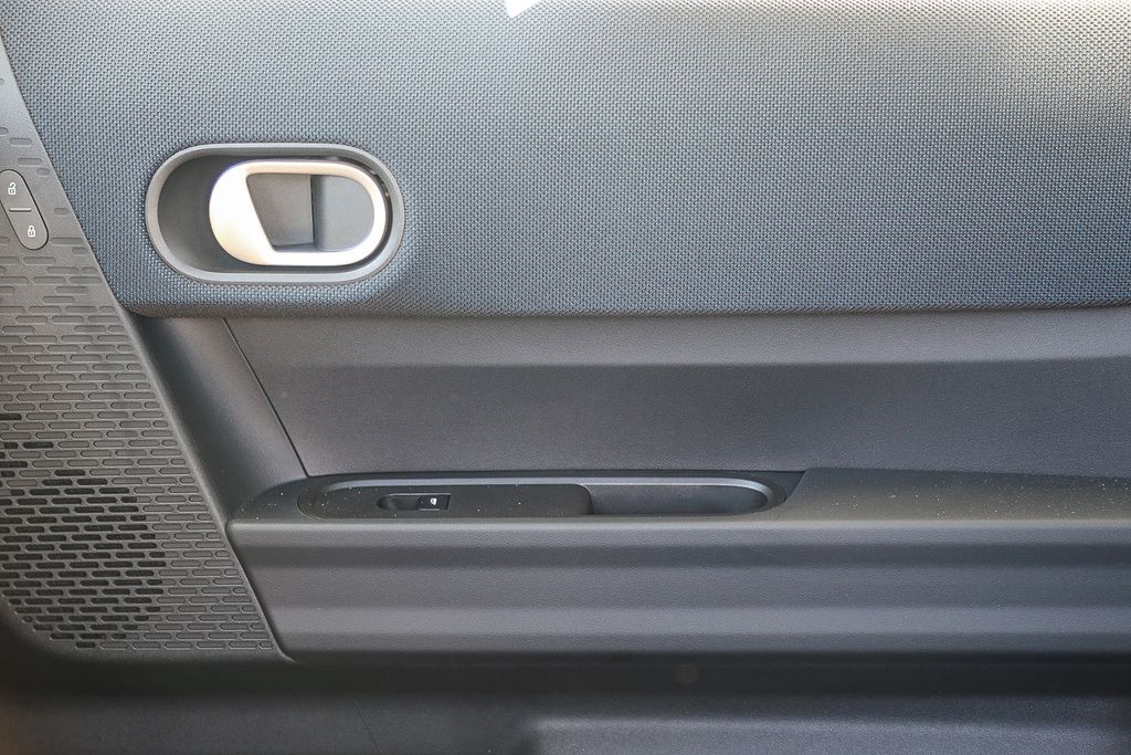2025 Mini Cooper 2 Door Hardtop Signature photo 18