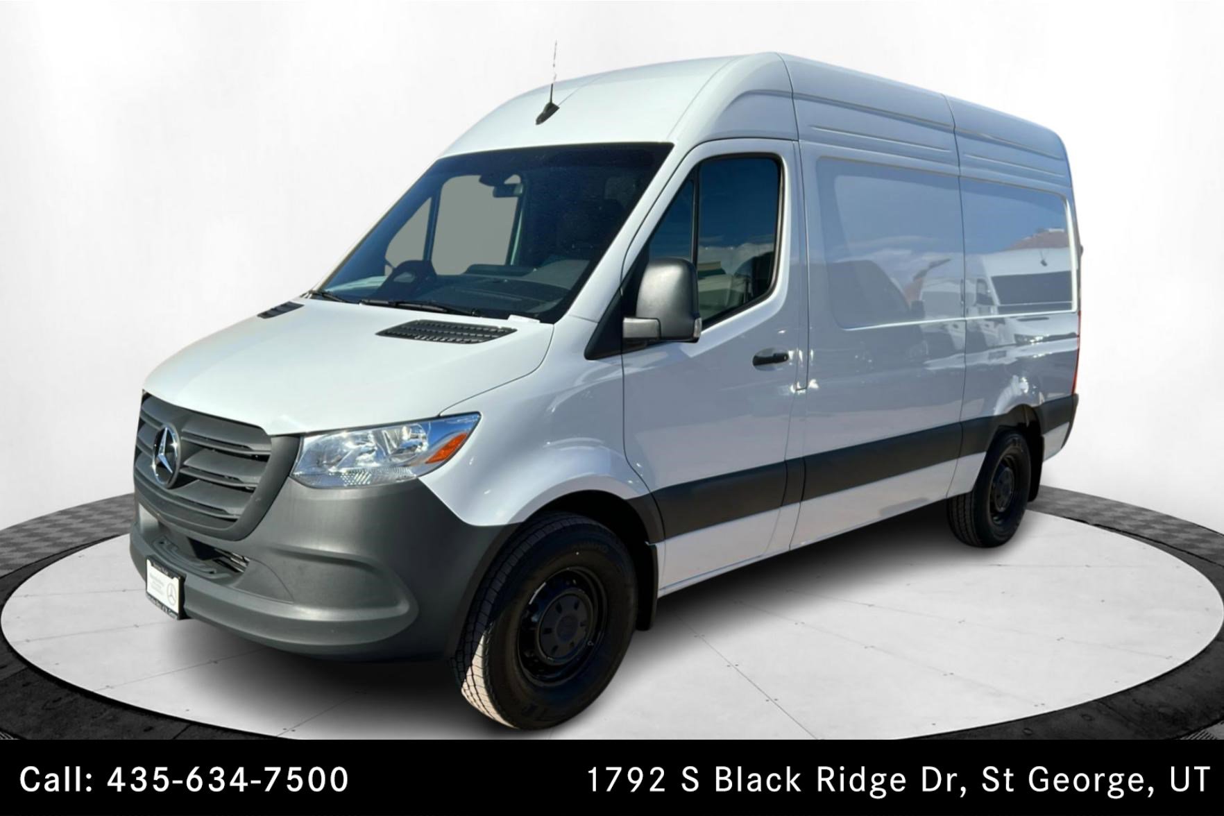 2026 Mercedes-Benz Sprinter Cargo Van Base's photo