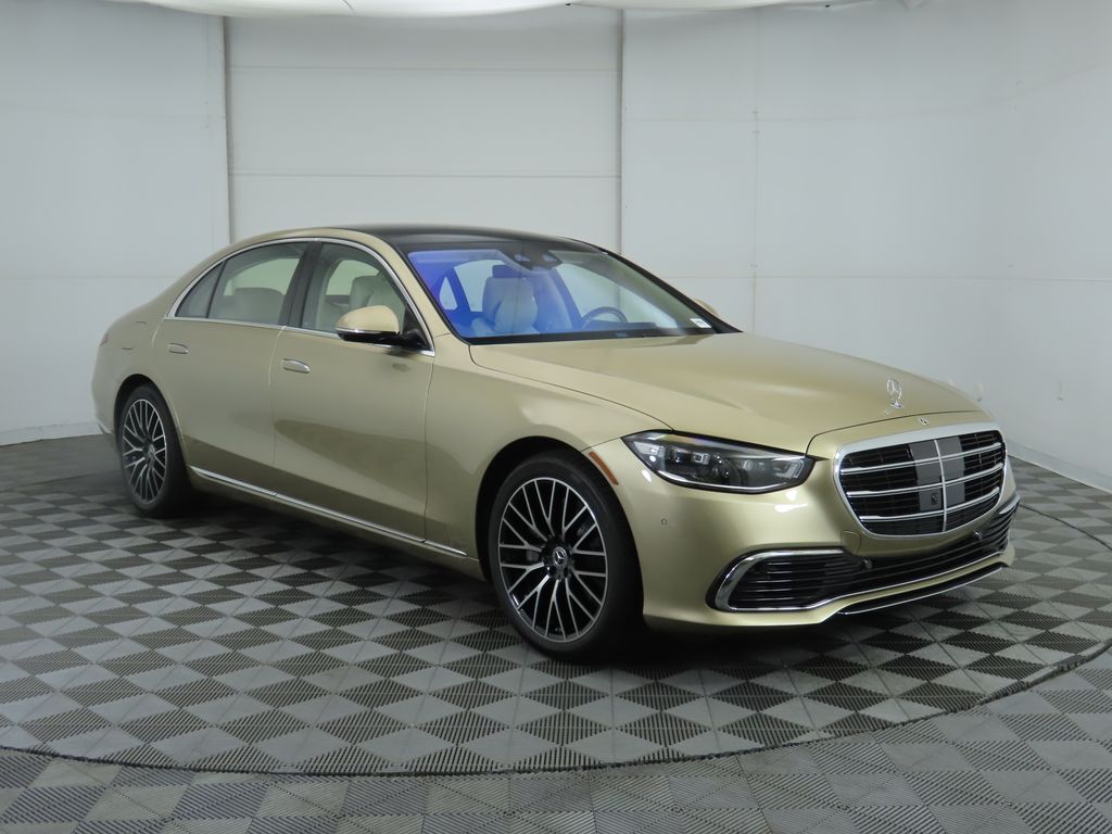 2026 Mercedes Benz S 580 4MATIC photo 2