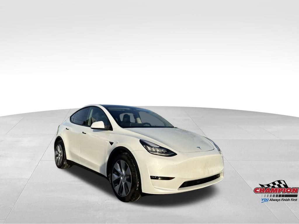 Used 2021 Tesla Model Y Long Range with VIN 5YJYGDEE8MF185500 for sale in Kansas City