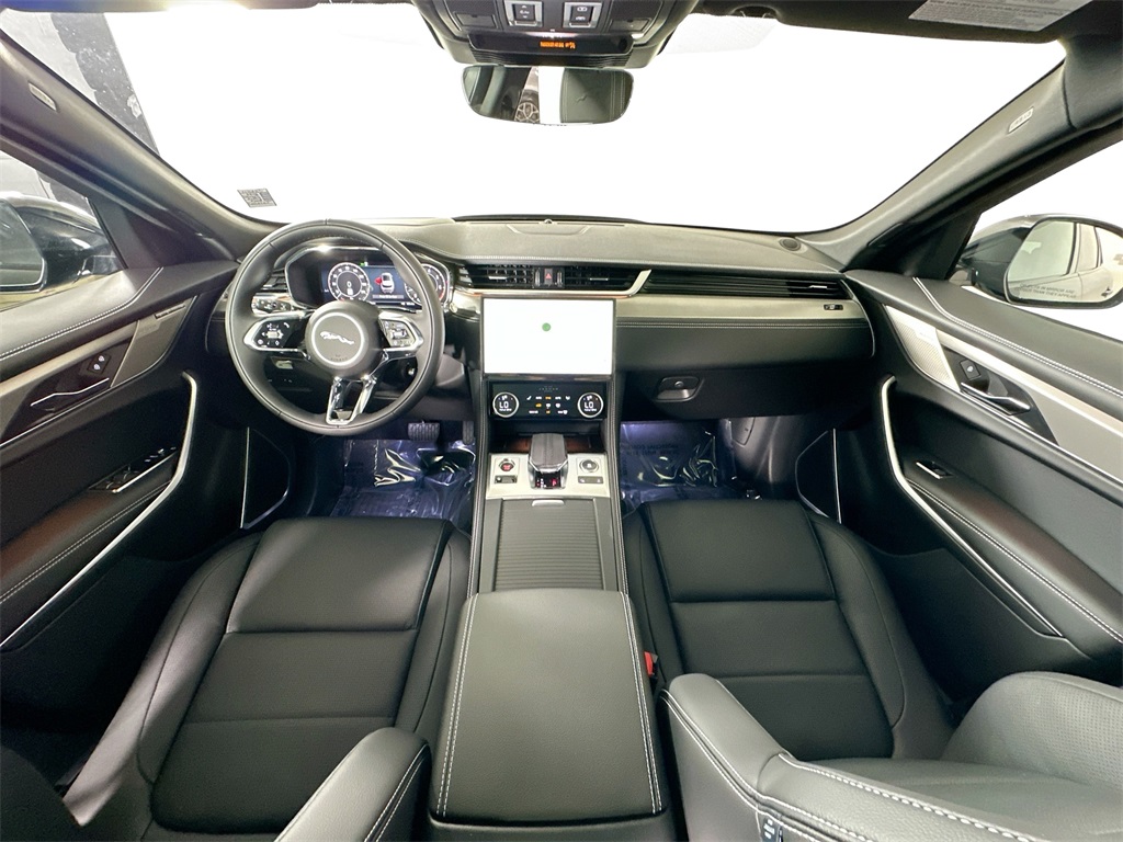 2026 Jaguar F-PACE P250 R-Dynamic S photo 23