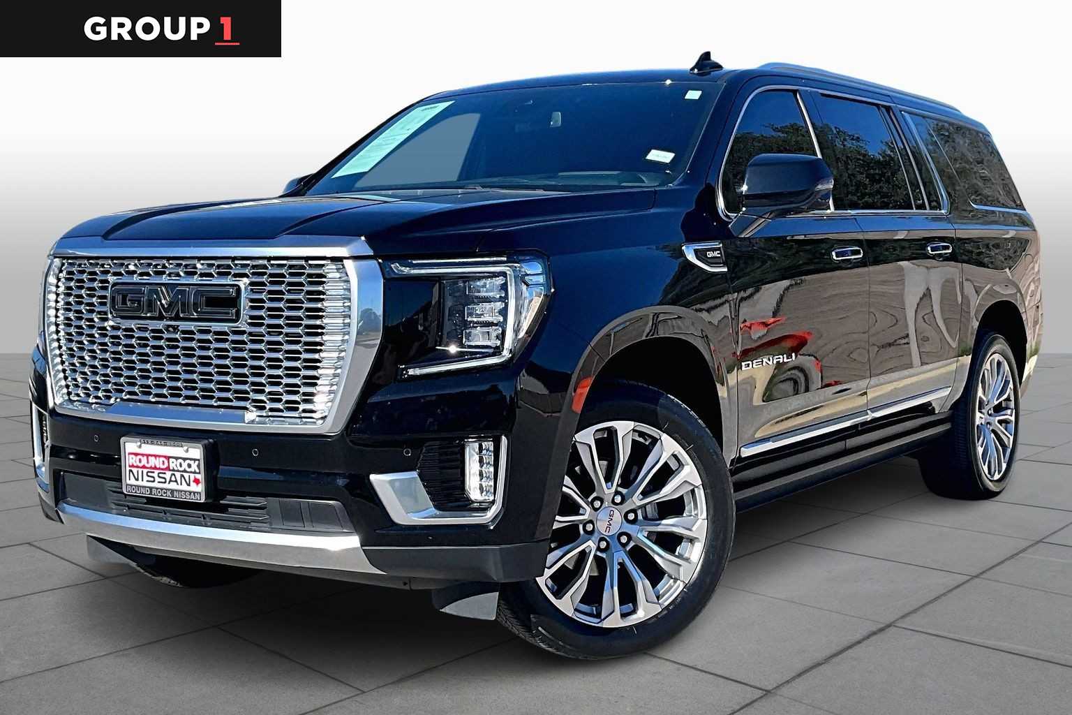 2023 GMC Yukon XL Denali's photo