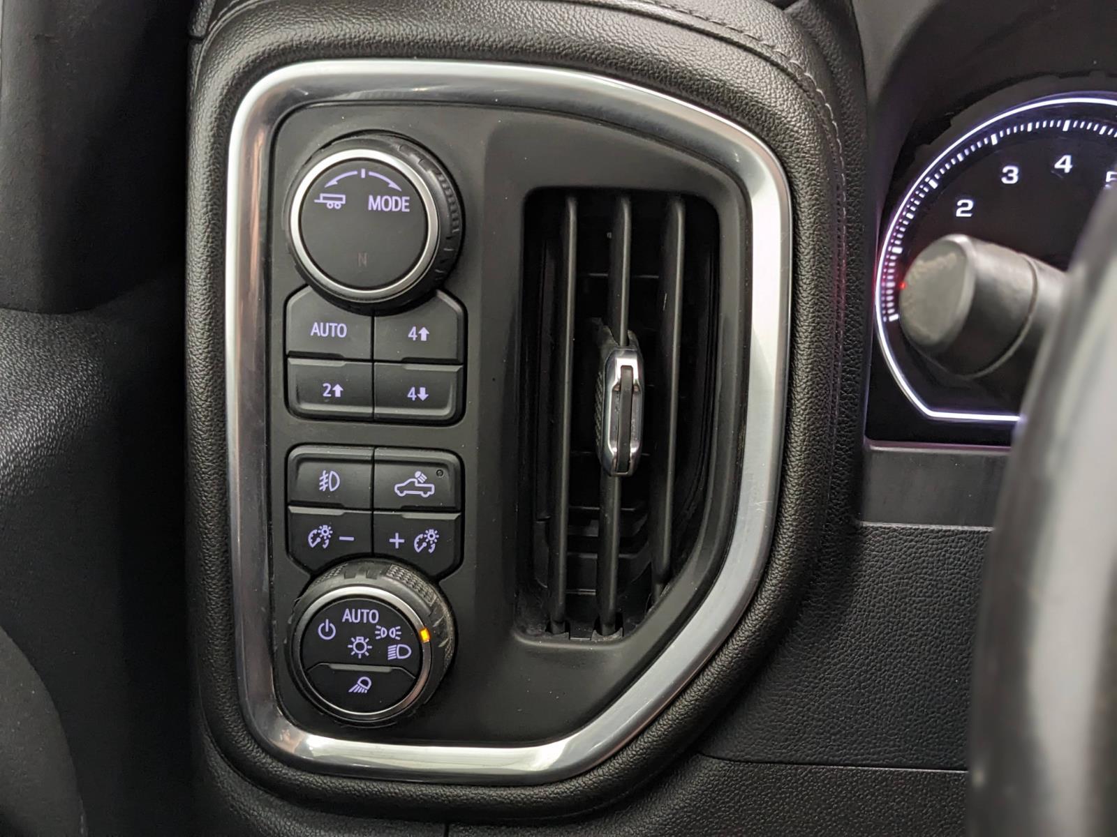 2022 Chevrolet Silverado 2500HD LTZ photo 23